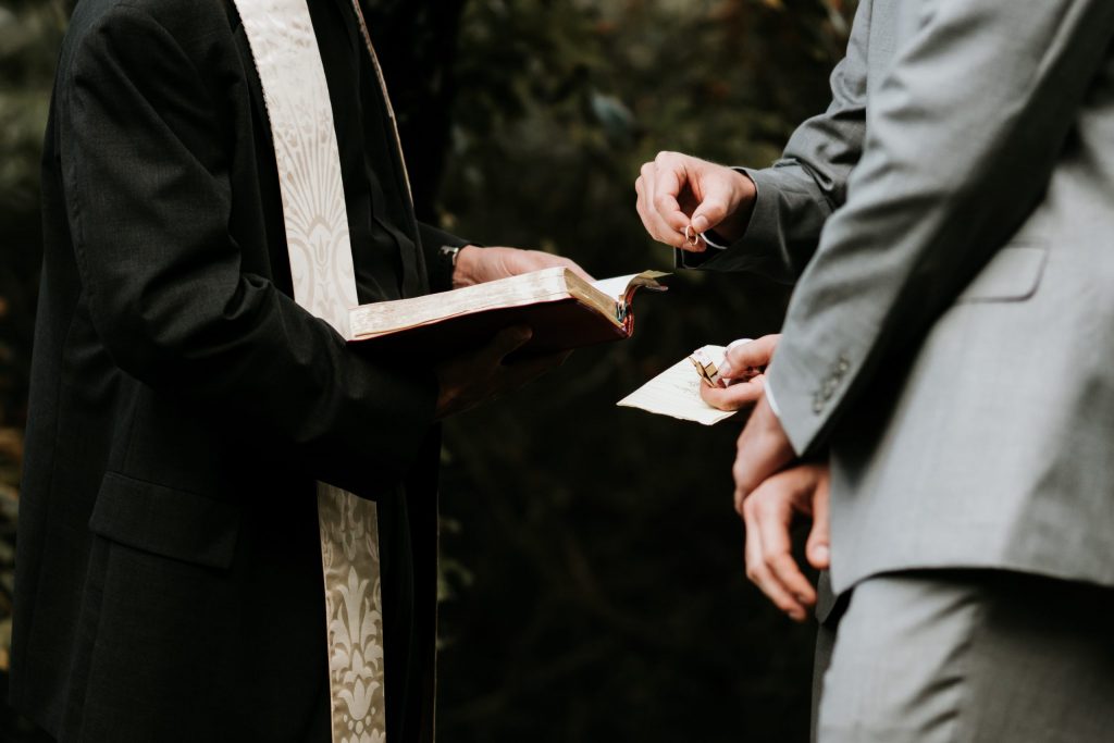 How Do I Become Ordained Online? | LaptrinhX / News